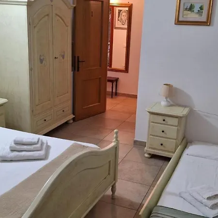Nurache Guest house